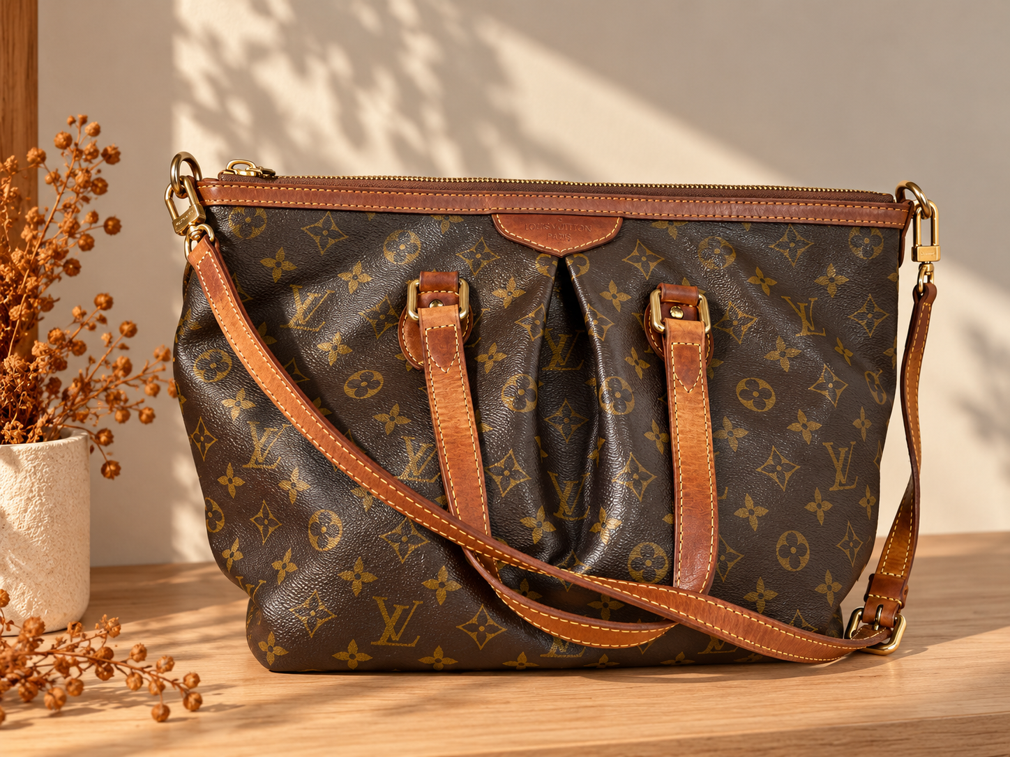 Bolsa Louis Vuitton Palermo em lona monograma